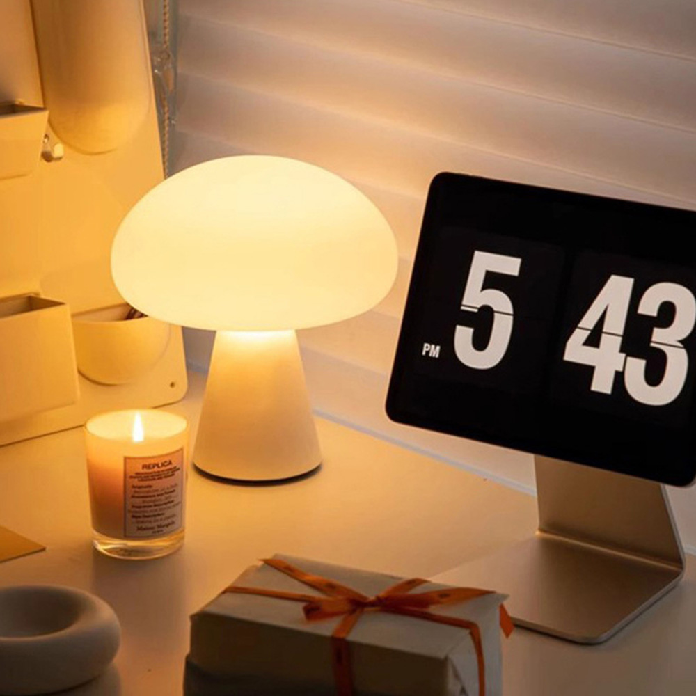 Светодиодная настольная лампа  – обзор и цена Mushroom Table Lamp