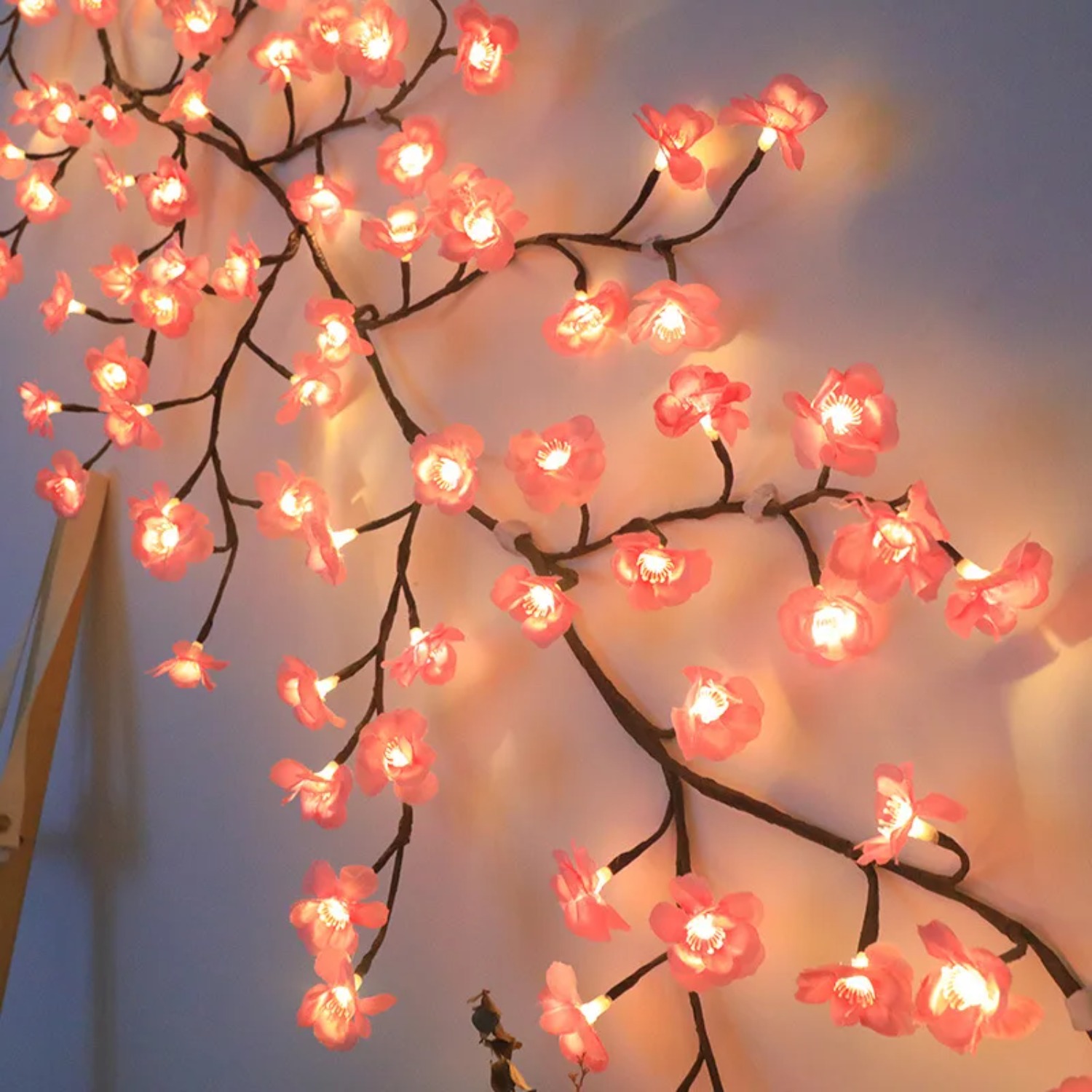 Светодиодная гирлянда-ветка 1, – обзор и цена Wall Decor Lighting Tree