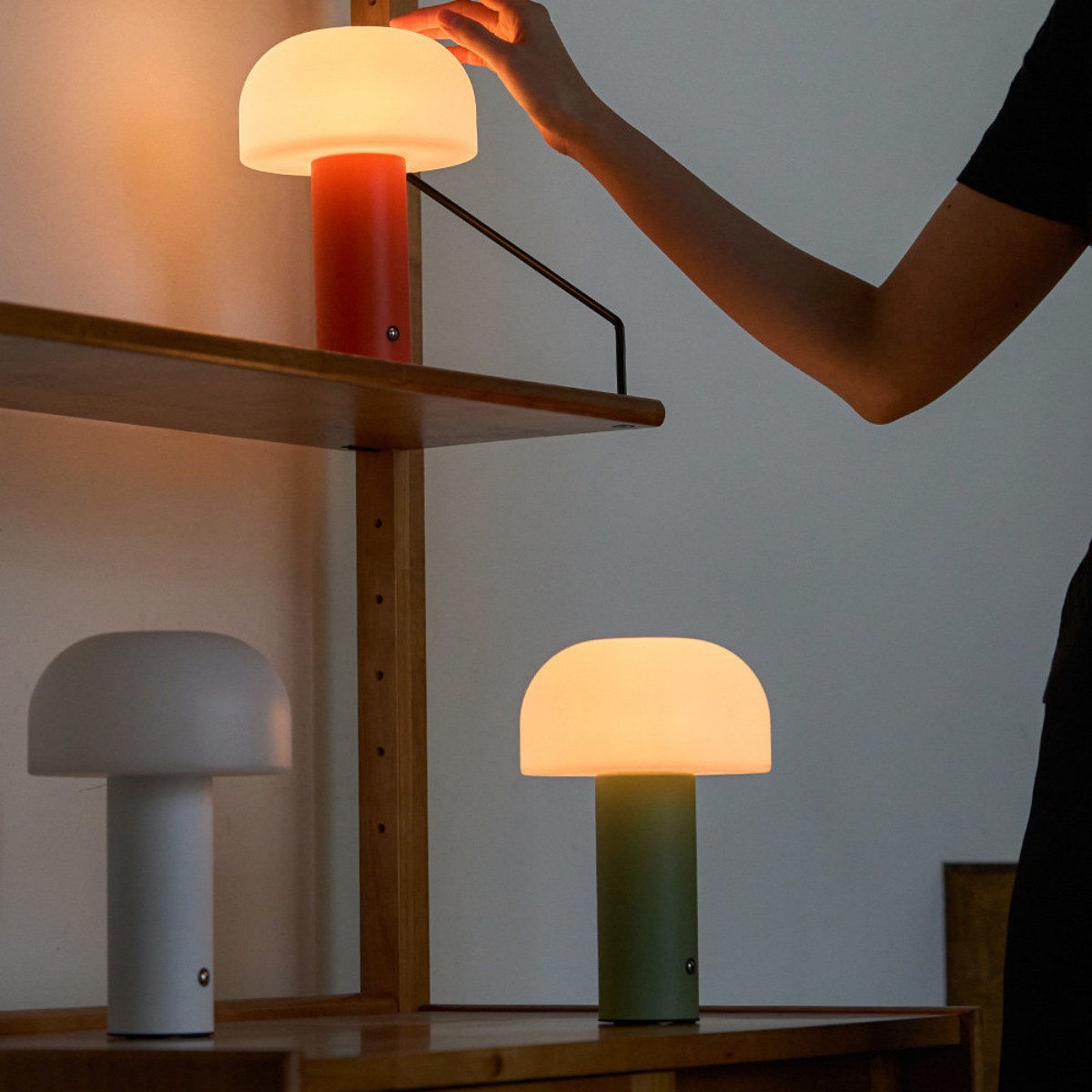 Скандинавская перезаряжаемая л – обзор и цена Mushroom Table Lamp